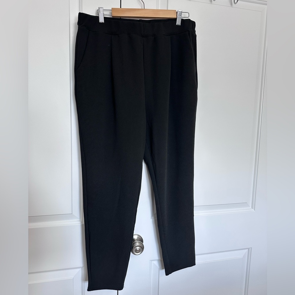 Black, crepe tapered dress pants
